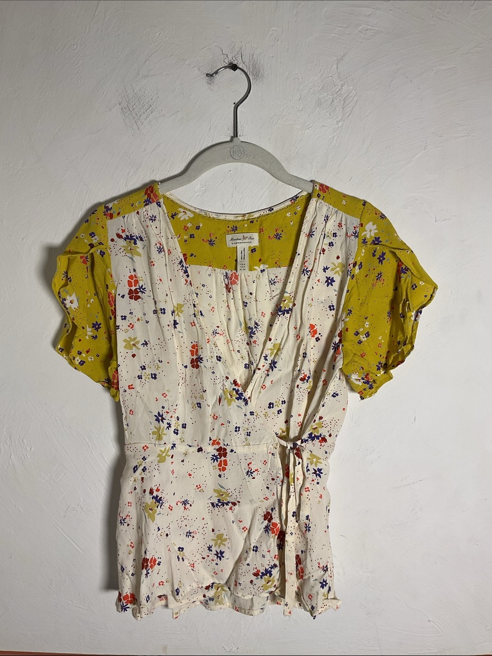 Anthropologie Meadow Rue Bon Voyage Floral Patchwork Wrap Blouse Size 4 Yellow